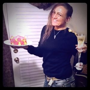 Meet your Posher, Tj